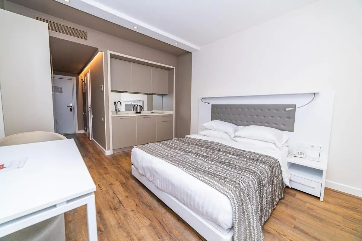 באטומי Stylish Apt In Alliance Palace